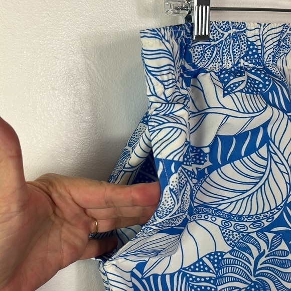Lands' End Swim Trunks Men L Blue & White Tropical Floral Mesh Brief Inseam 8" - Picture 12 of 13